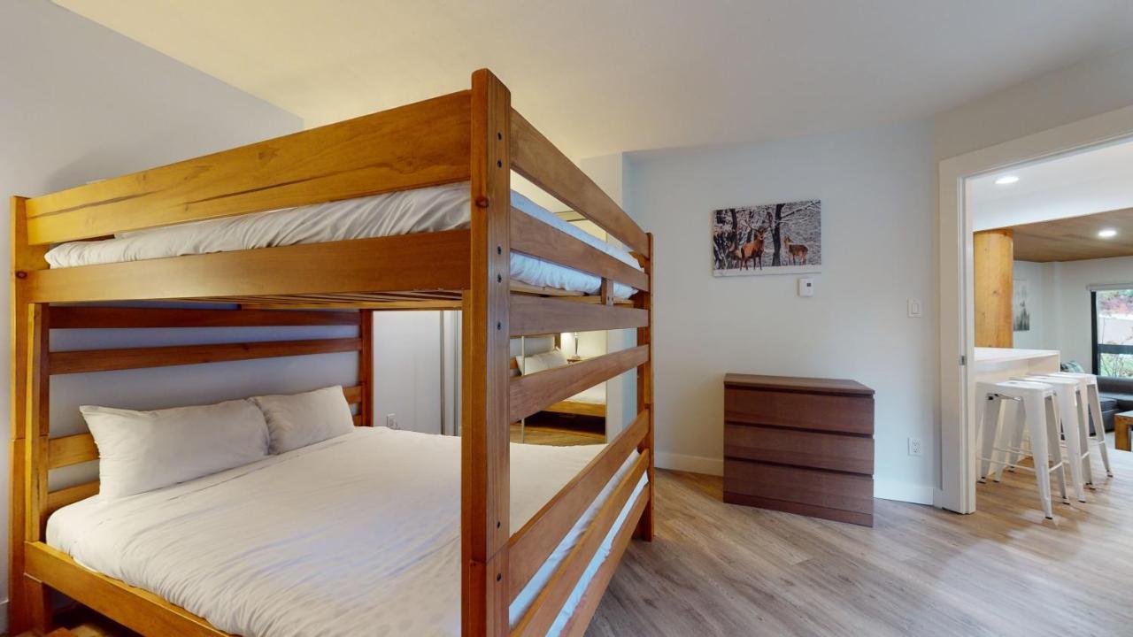Ironwoods On Blueberry Hill By Whistler Blackcomb Vacation Rentals Ngoại thất bức ảnh